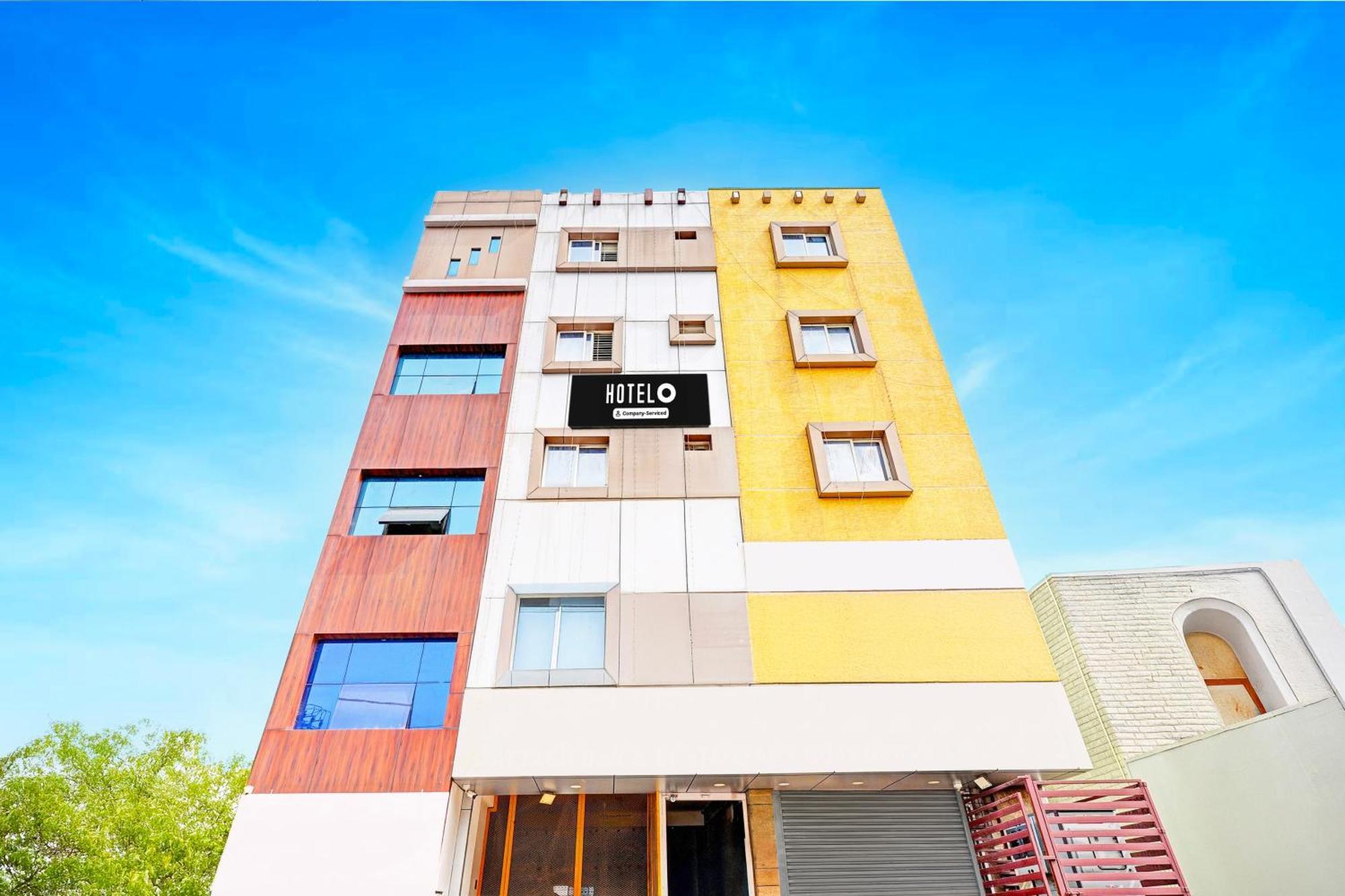 Super Hotel O Srigandhakavalu Formerly Chamundeshwari Lodging Jālahalli المظهر الخارجي الصورة